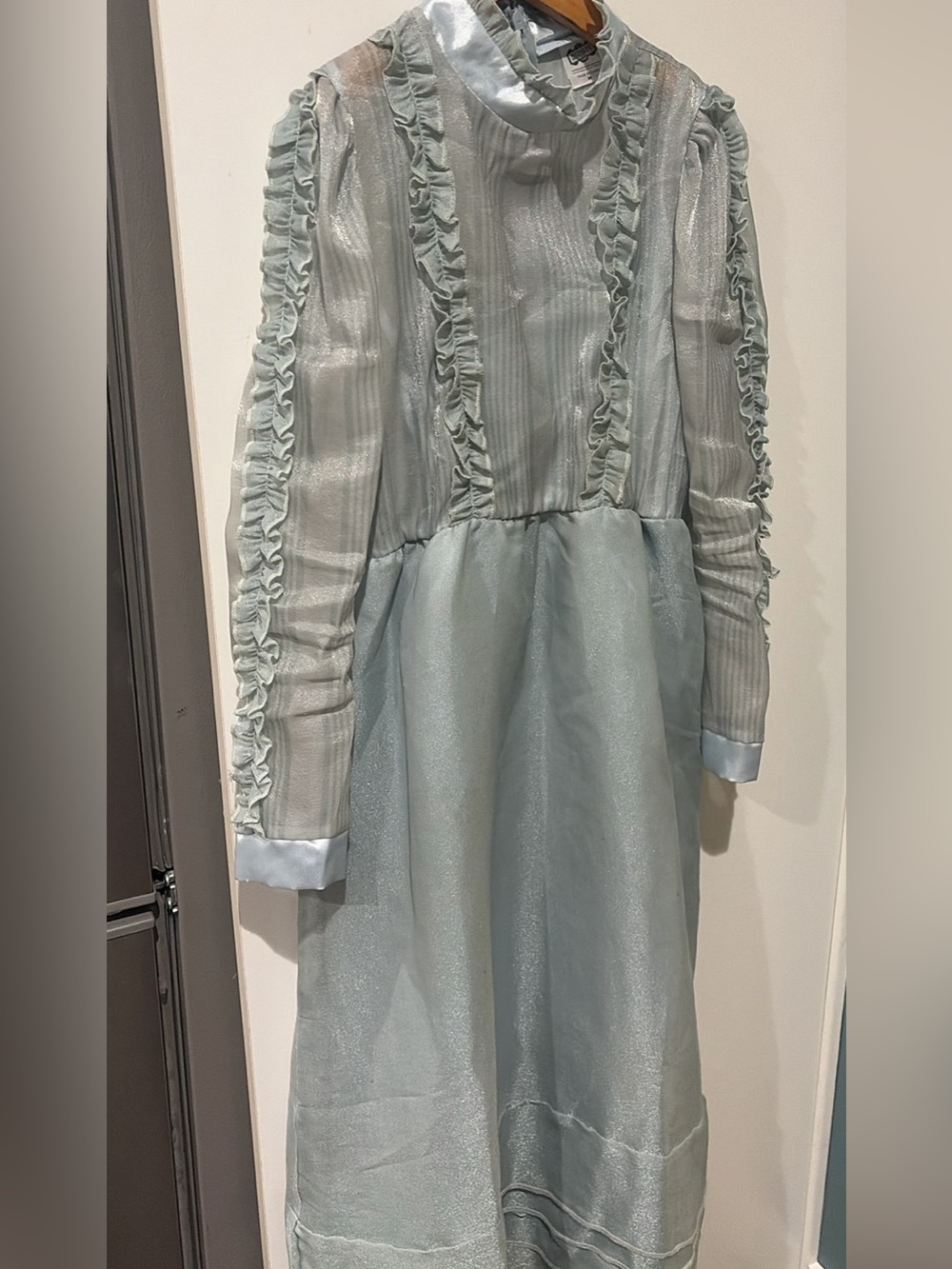 Beetlejuice kid’s Medium costume